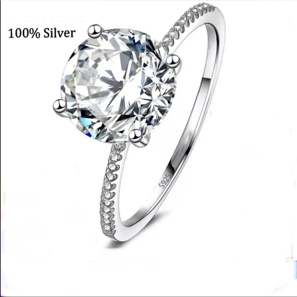 Solitaire 3CT diamond ring